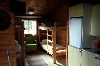 Кемпинги Tervakallio Camping Састамала Коттедж с общей ванной комнатой-13